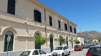 Le Stanze Del Capotreno Couette-café Bagheria